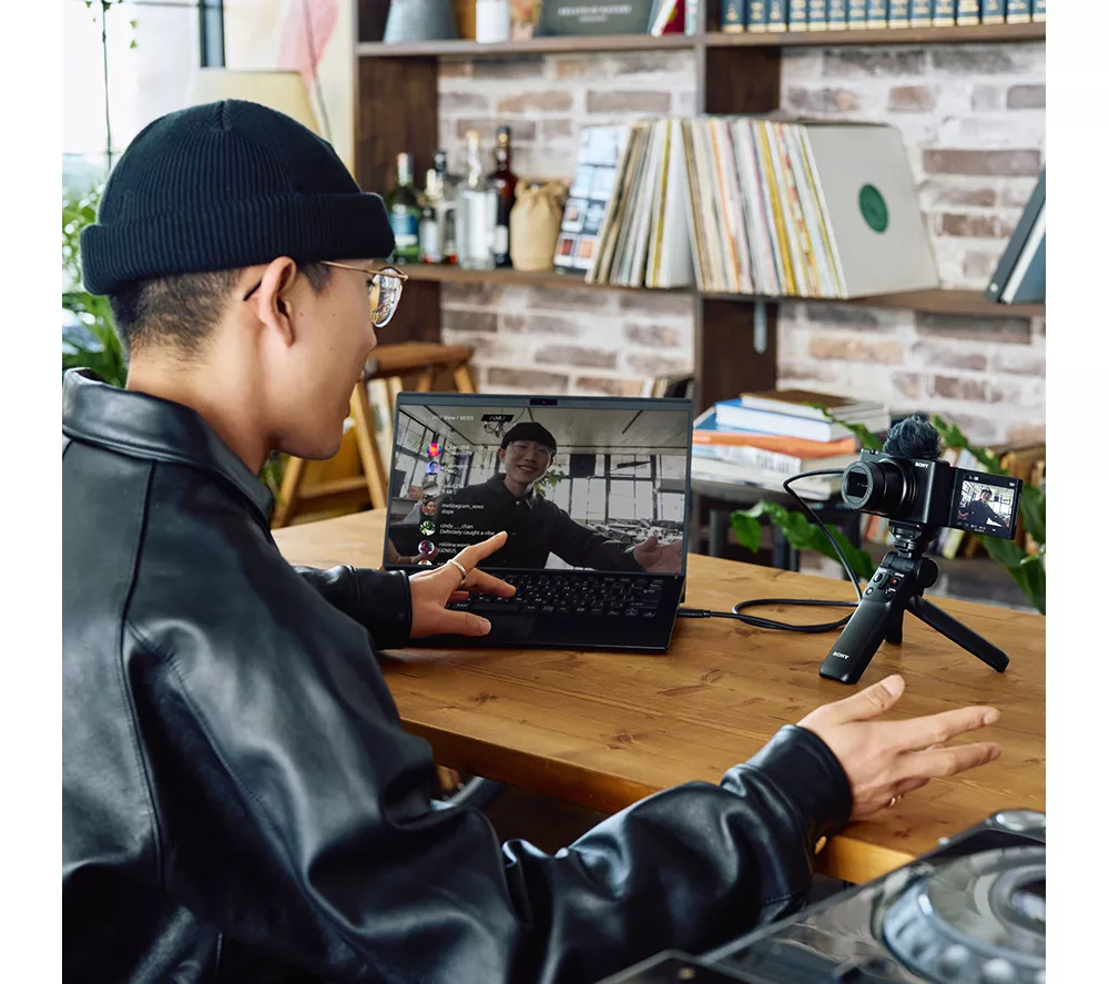 SONY ZV-1 II High Performance Compact Vlogging Camera - Black - Image 5