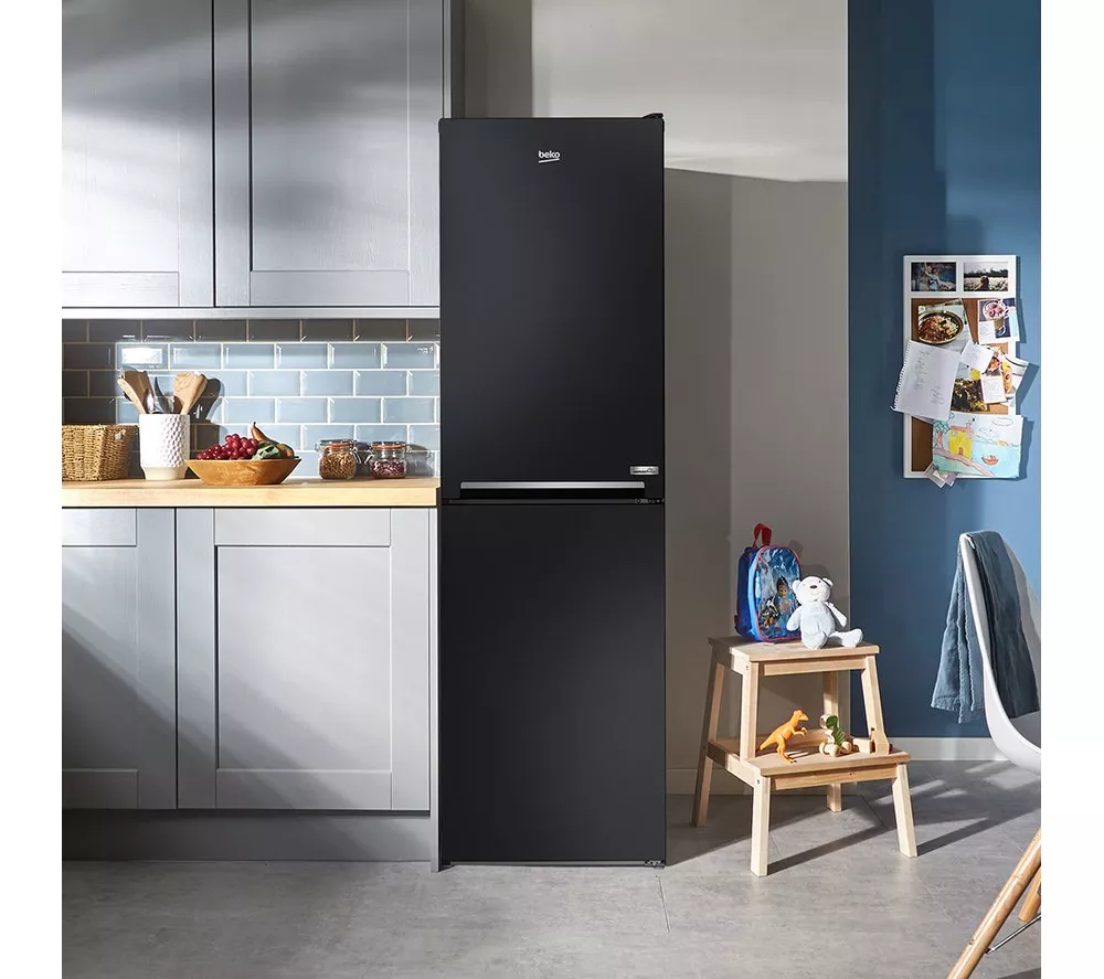BEKO Pro HarvestFresh CNG4582VA 50/50 Fridge Freezer - Anthracite - Image 6