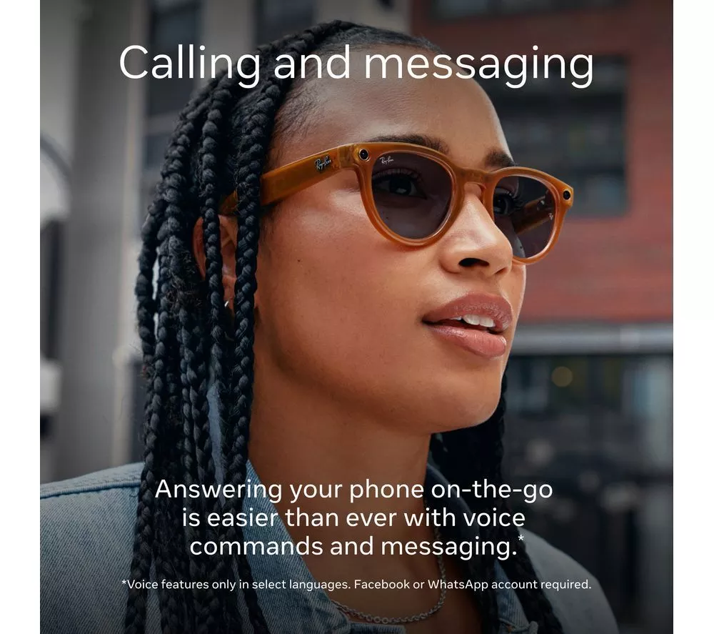 RAY-BAN Meta Wayfarer Glasses - Matte Black, Clear to G15 Green Transitions - Image 5