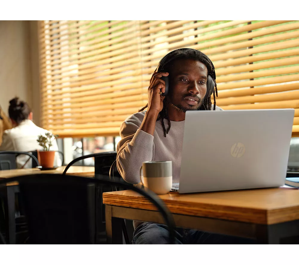 HP OmniBook 5 NGAI 16" Laptop, Copilot+ PC - AMD Ryzen AI 7, 512 GB SSD, Glacier Silver - Image 14