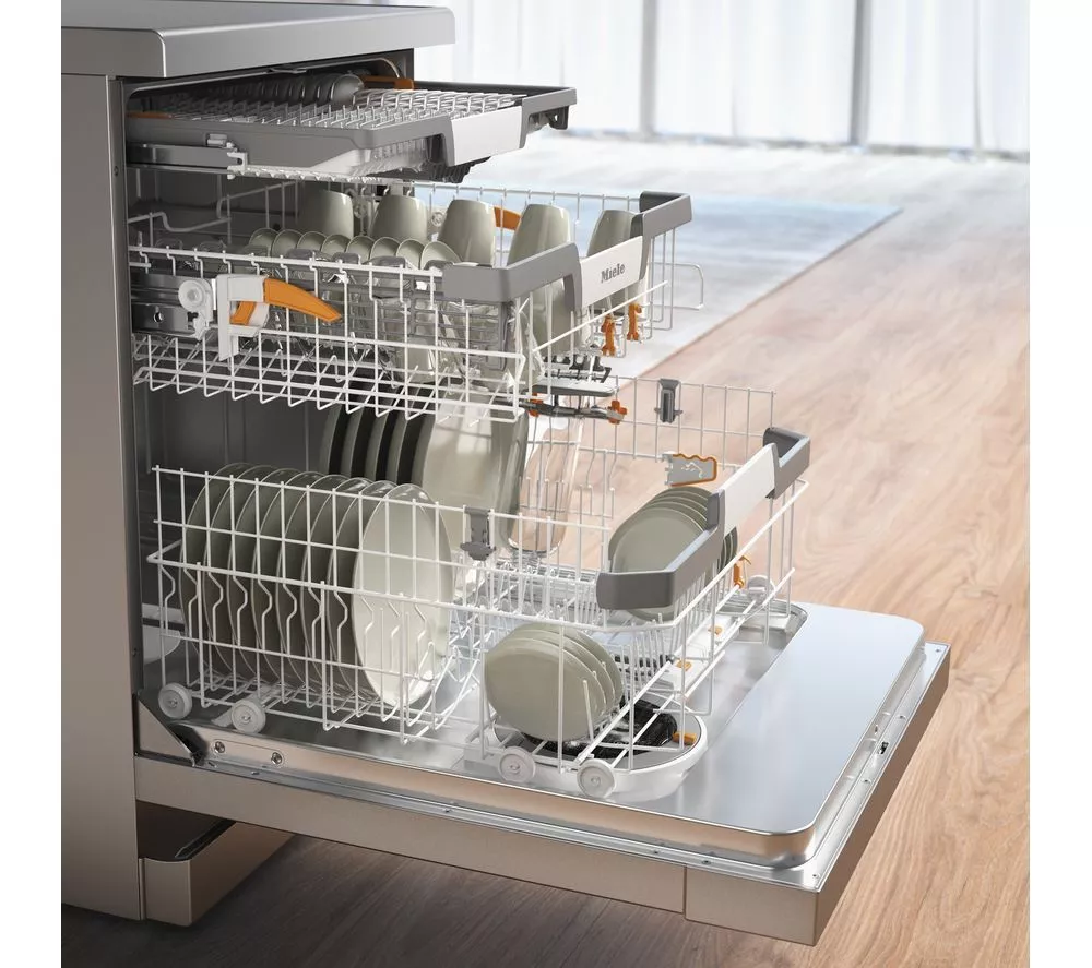 MIELE AutoDos G7040 SC Full-size WiFi-enabled Dishwasher - Clean Steel
