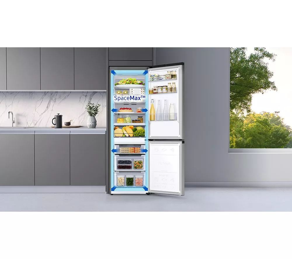 SAMSUNG Series 5 SpaceMax RB33B610ESA EU 70 30 Fridge Freezer - Silver