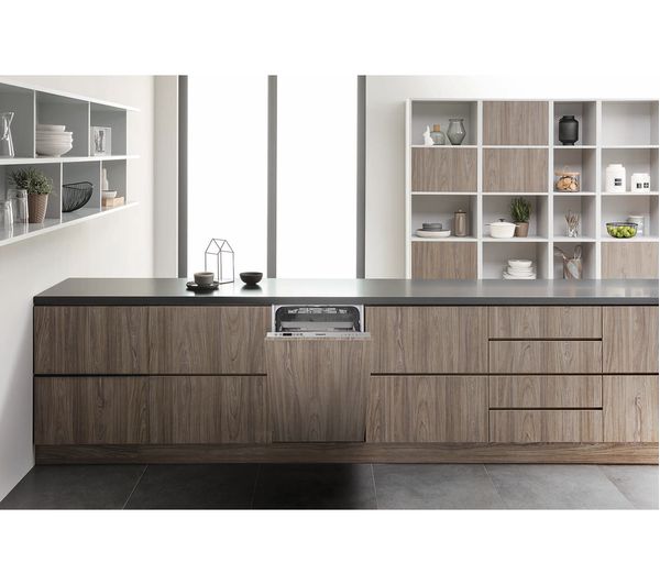 HOTPOINT HSIC 3M19 C UK N Slimline Fully Integrated Dishwasher