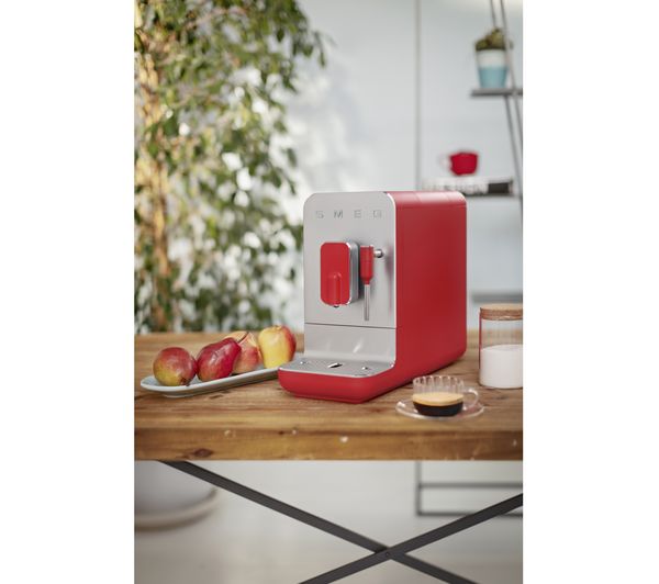 SMEG BCC02RDMUK Bean to Cup Coffee Machine - Matte Red