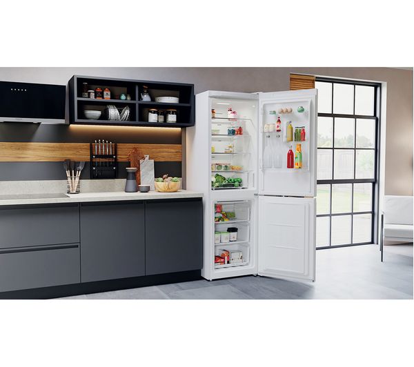 HOTPOINT H5X 820 W 70 30 Fridge Freezer - White